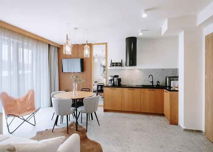 Dione & Dia Ksiezycowe *